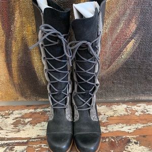 Sorel Joan of Arctic Wedge tall boot sz7